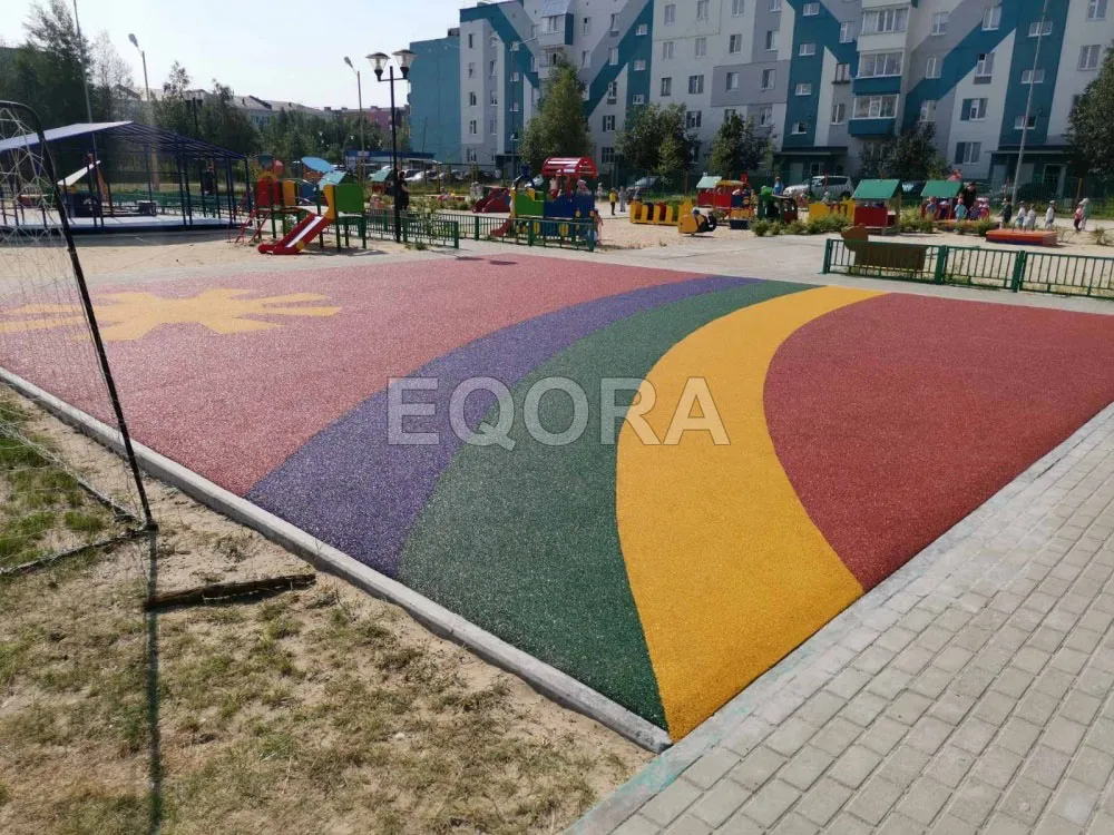 Подходит ли резиновое покрытие для детских площадок в Лыткарино?
